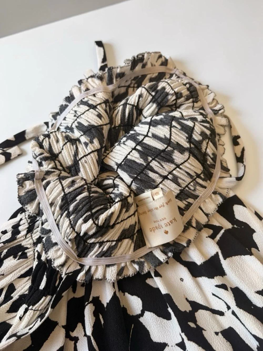 Kate Spade Black and White Crepe Floral Smocked Midi Dress Tiered Strappy Sz 10